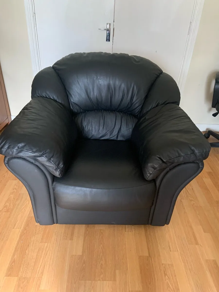 3+1+1 Suite of furniture - Image 3