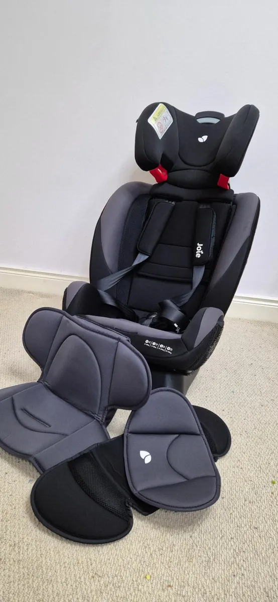 Car seat - Image 1