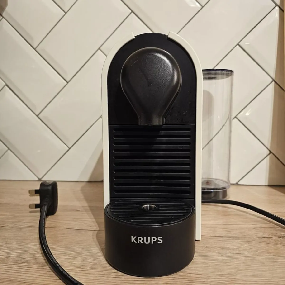 Nespresso Coffee Machine & Milk Frother Bundle - Image 1