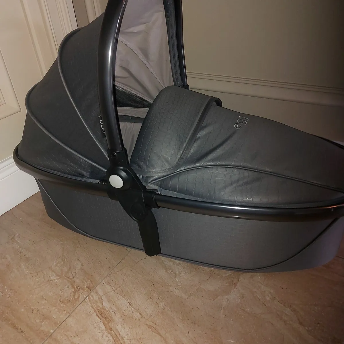 EGG 2 Carrycot Brand new - Image 1