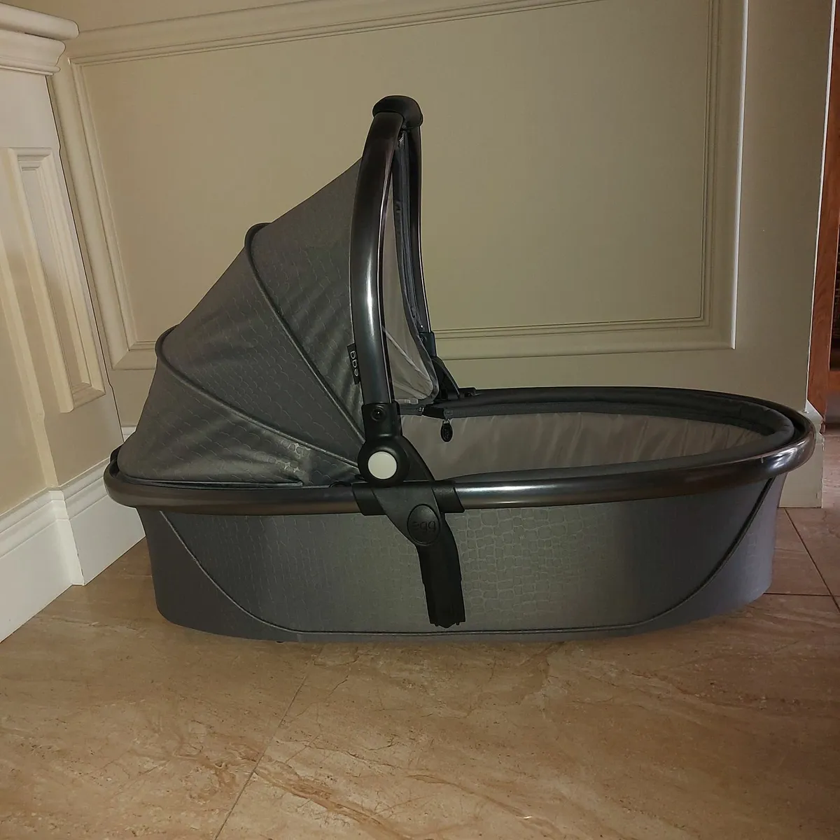 EGG 2 Carrycot Brand new - Image 2