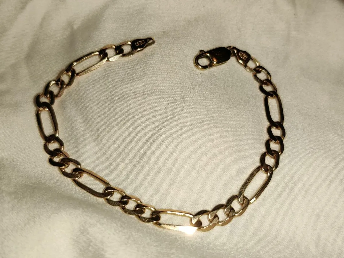 SOLID FIGARO, 9CT Gold 6.59 Gram New 8"Bracelet ! - Image 1