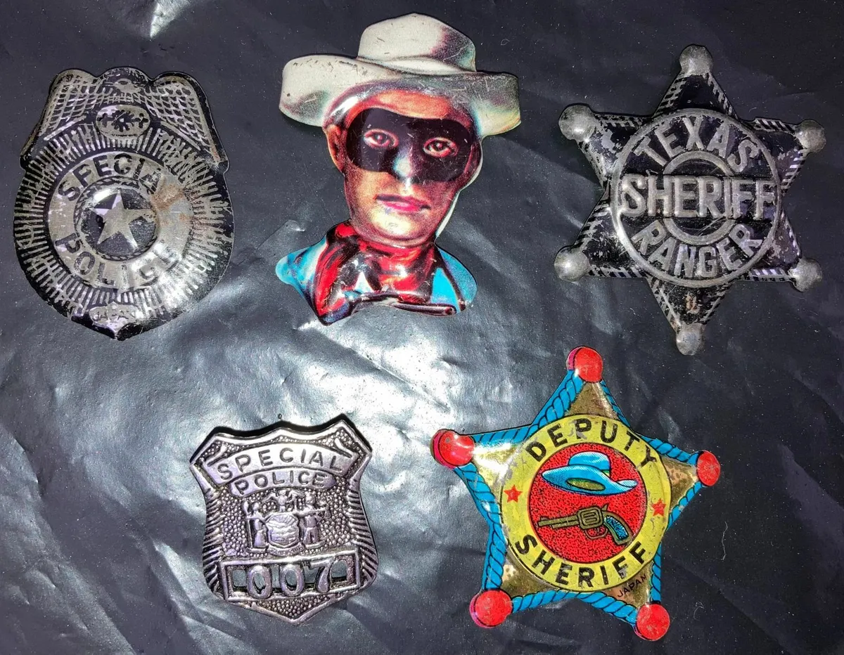 Vintage  Badges - Image 2