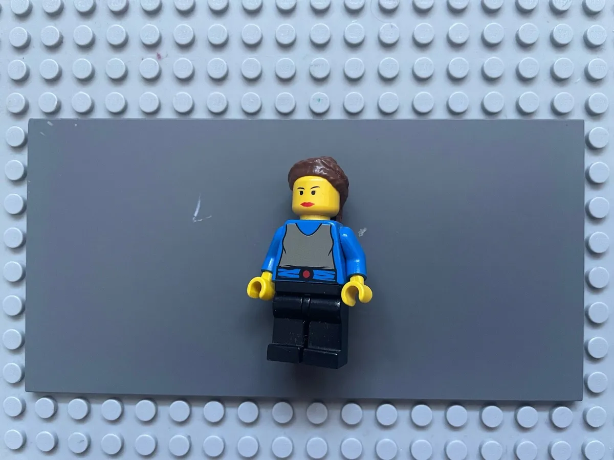 lego star wars sw0025 Padme Naberrie minifigure - Image 1