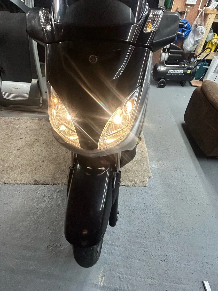 yamaha xmax 125 - Image 4