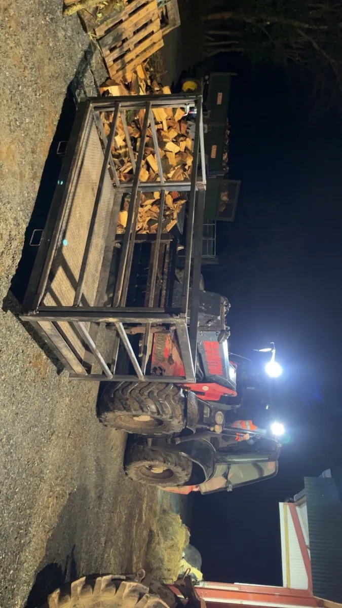 Calf crate / man basket - Image 1