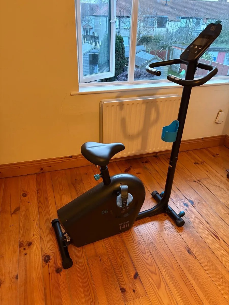 Exercise bike - Image 1