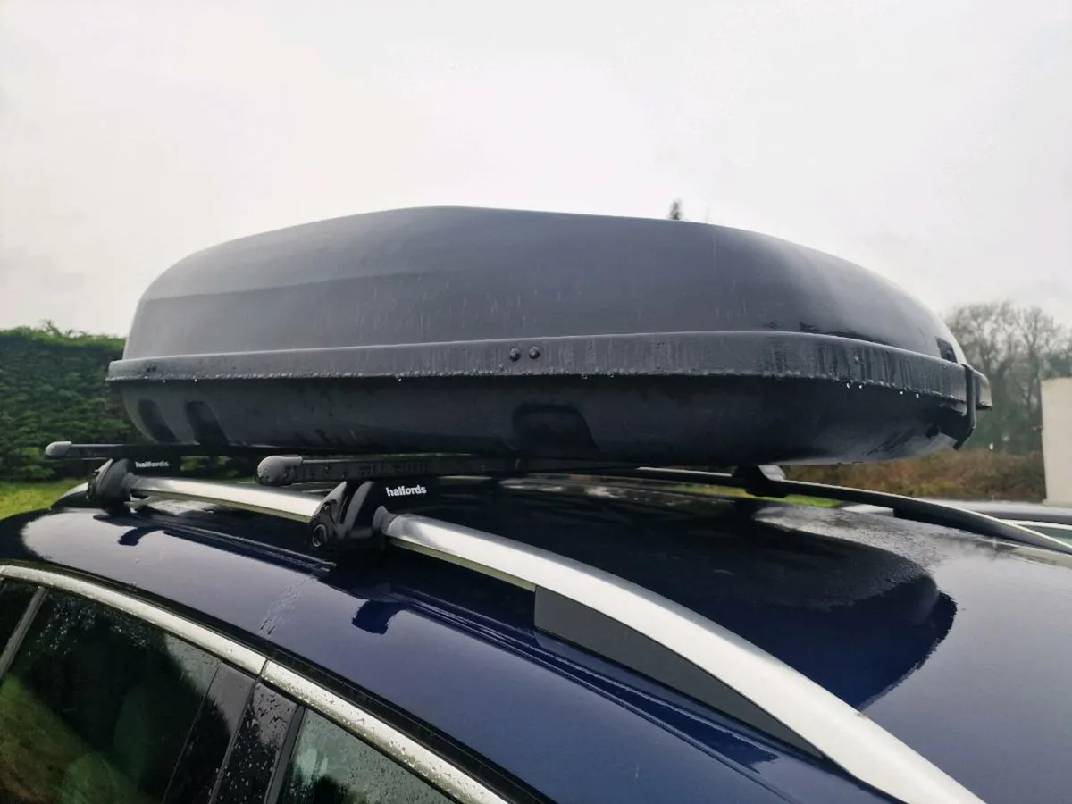 Large Roof box - Image 1