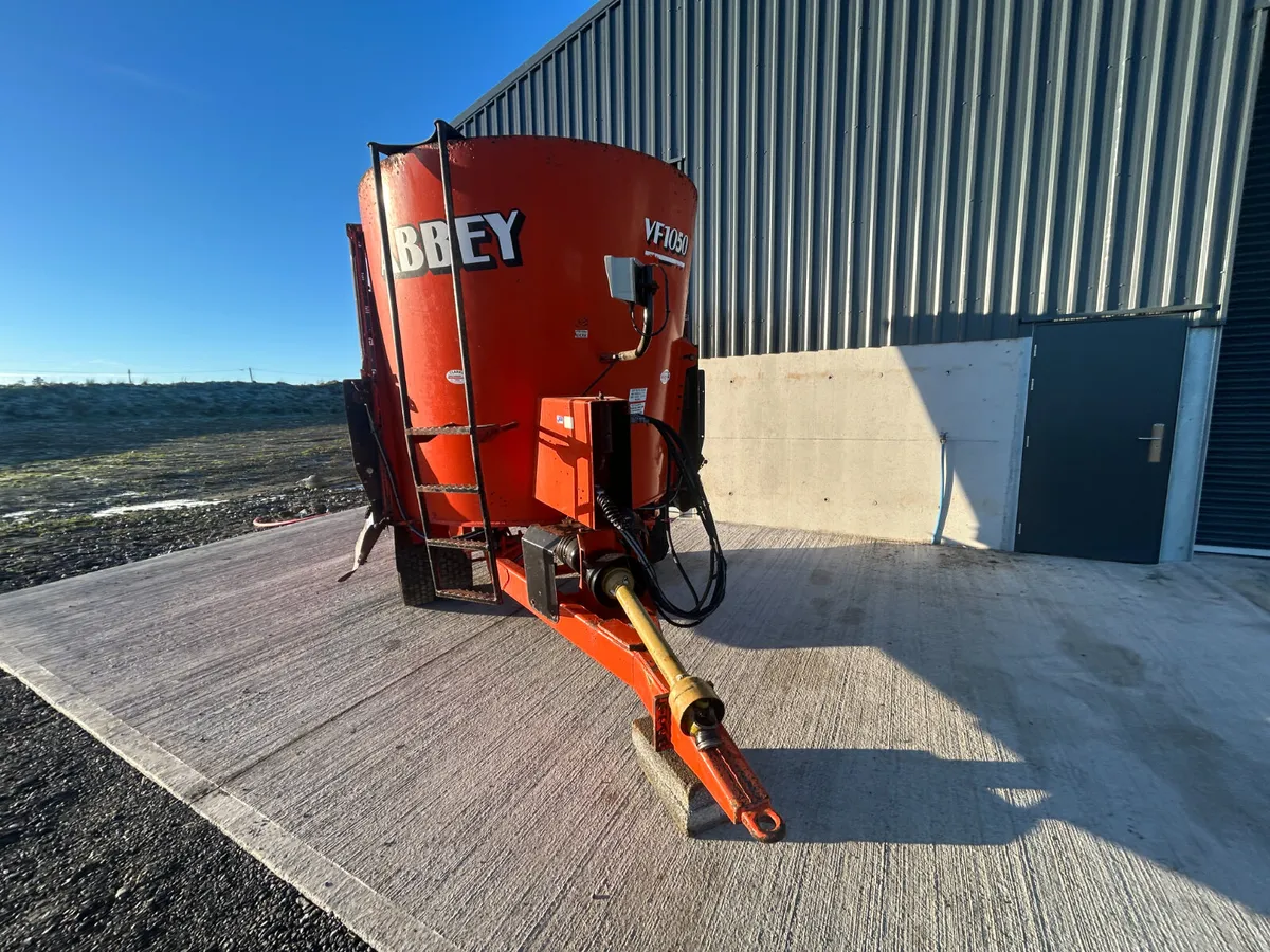 Abbey feeder - Image 3