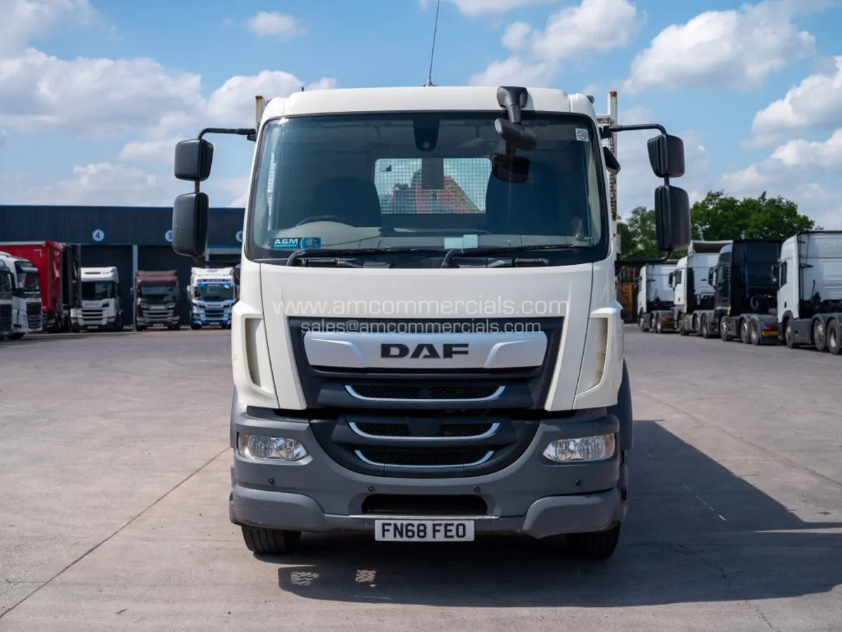 2018 DAF LF 260 CRANE MOUNTED DROPSIDE FLATBED - Image 2