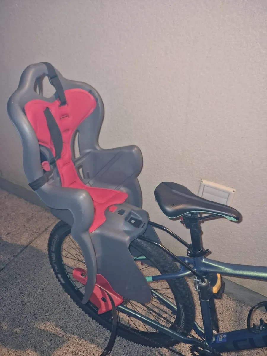 Childs bike seat - Image 3