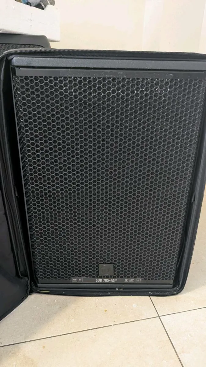 RCF SPEAKERS,SUB AND SPEAKER STANDS - Image 3