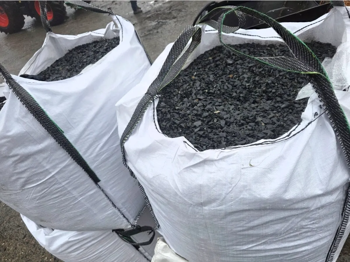 Clean 14mm-20mm blue chips Ton Bags - Image 1