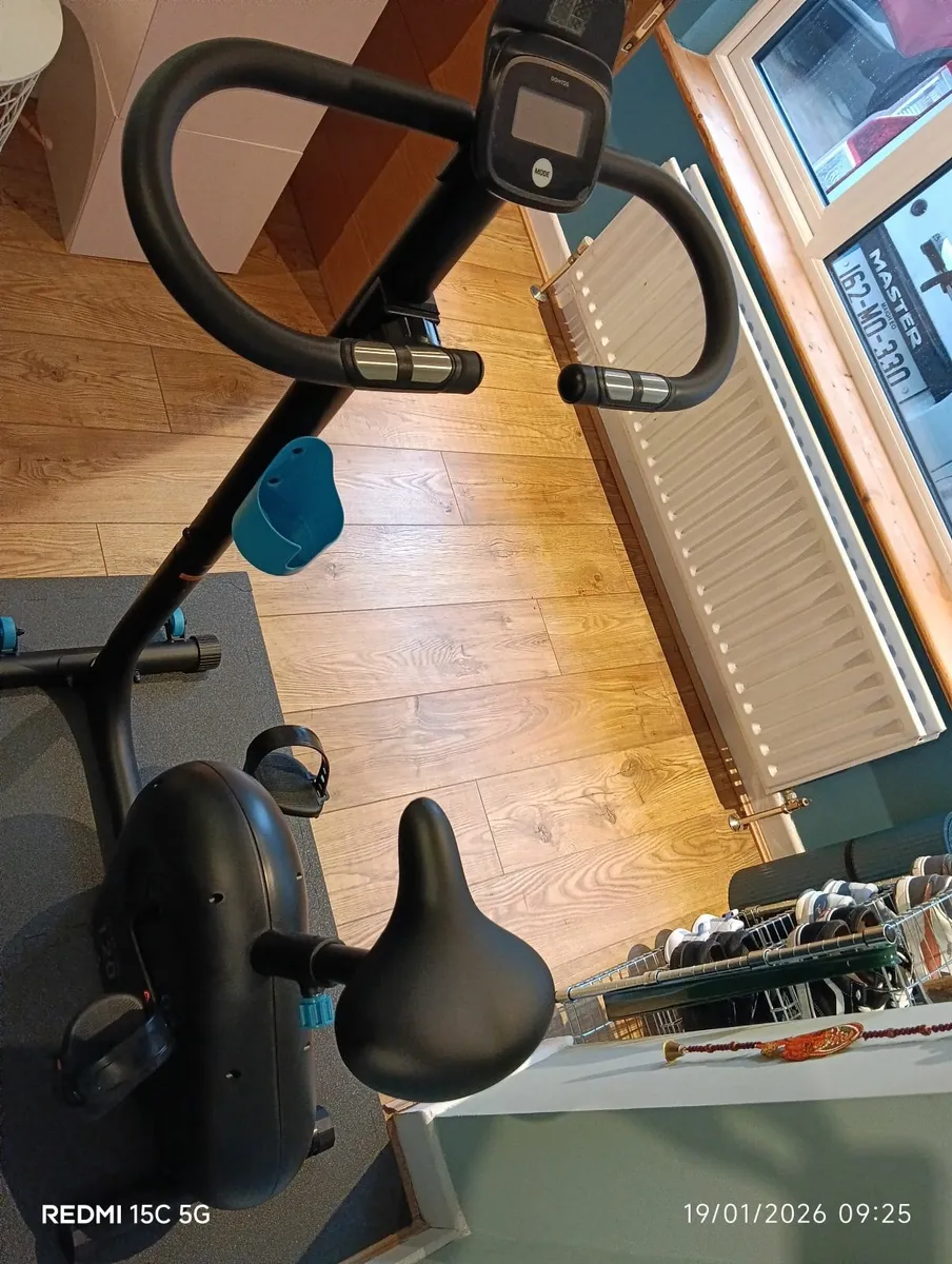 Exercise bike - Image 4