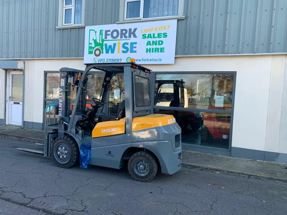ATLANTIS 3 ton Diesel Forklift - Image 3