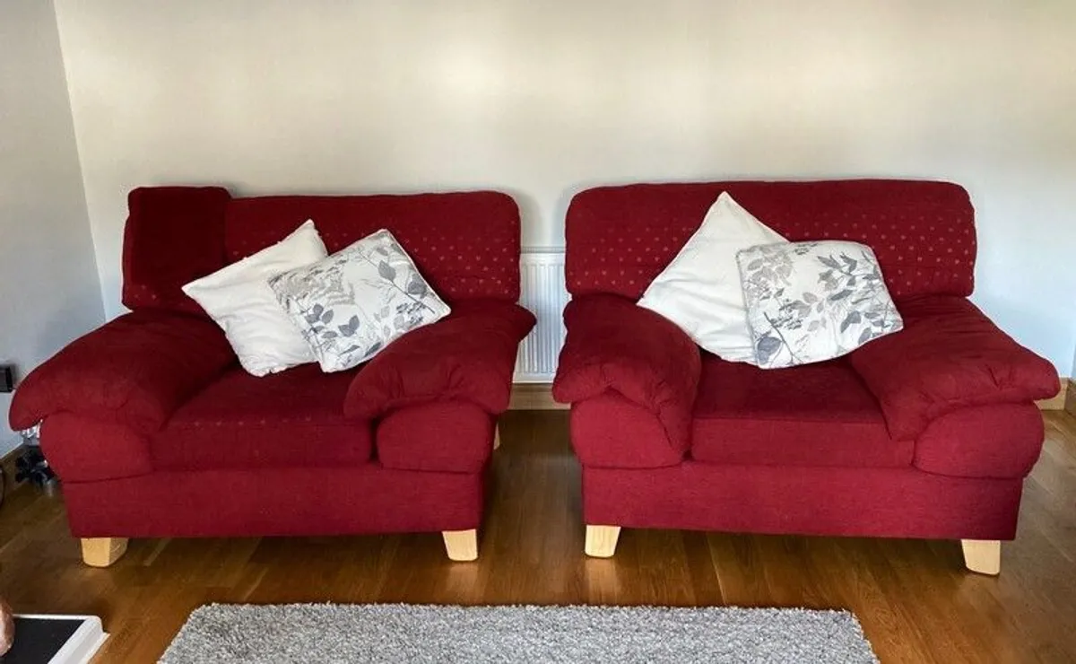 Three piece suite. Free to take away. - Image 2