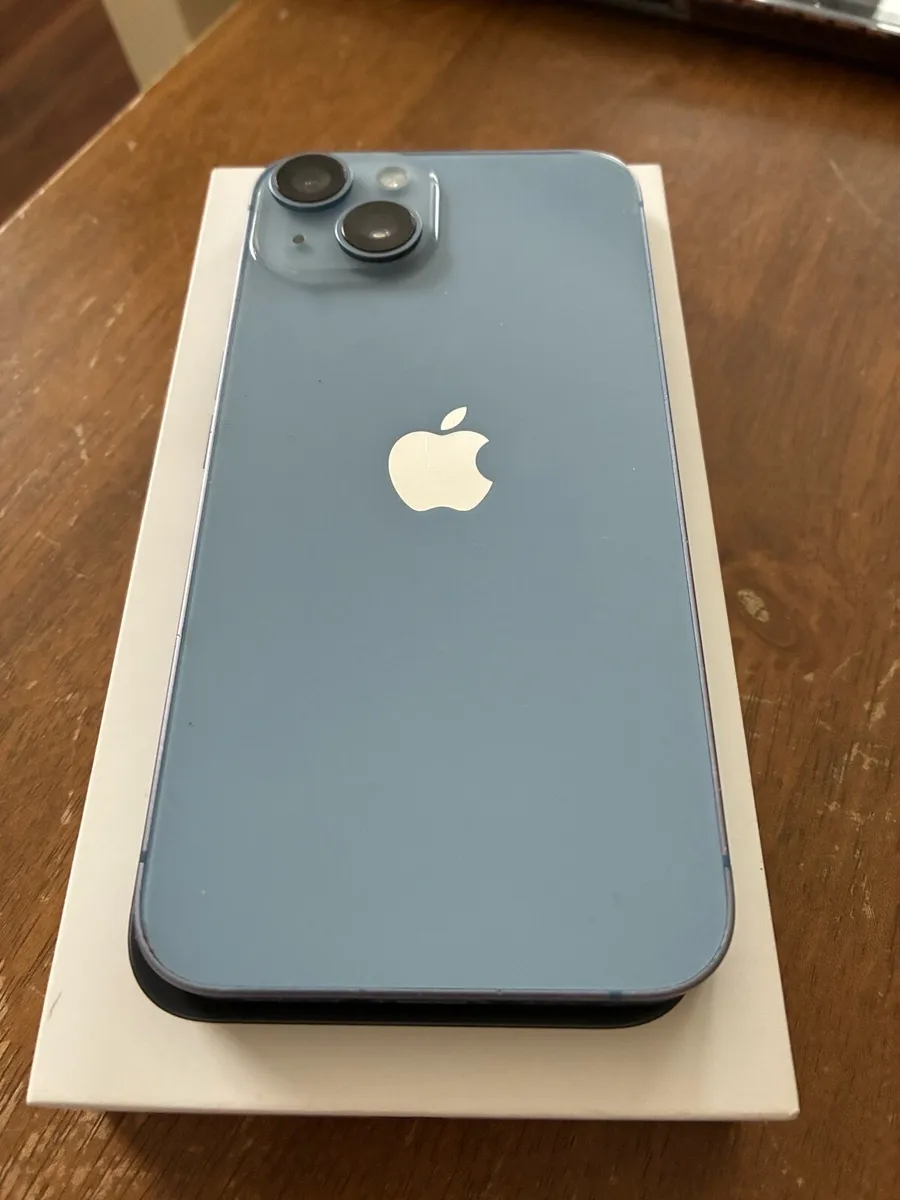iPhone 14 - Image 1