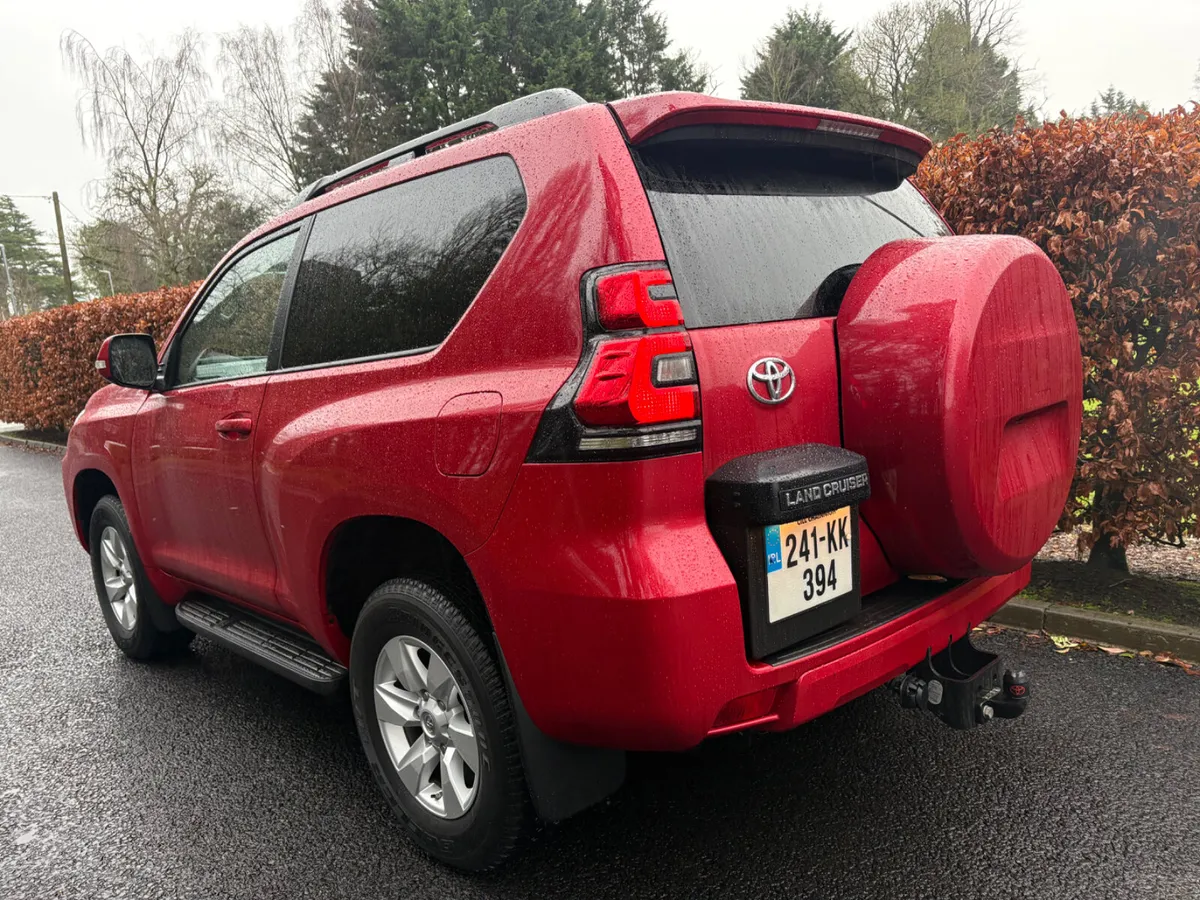 Toyota Land Cruiser 2024 - Image 3