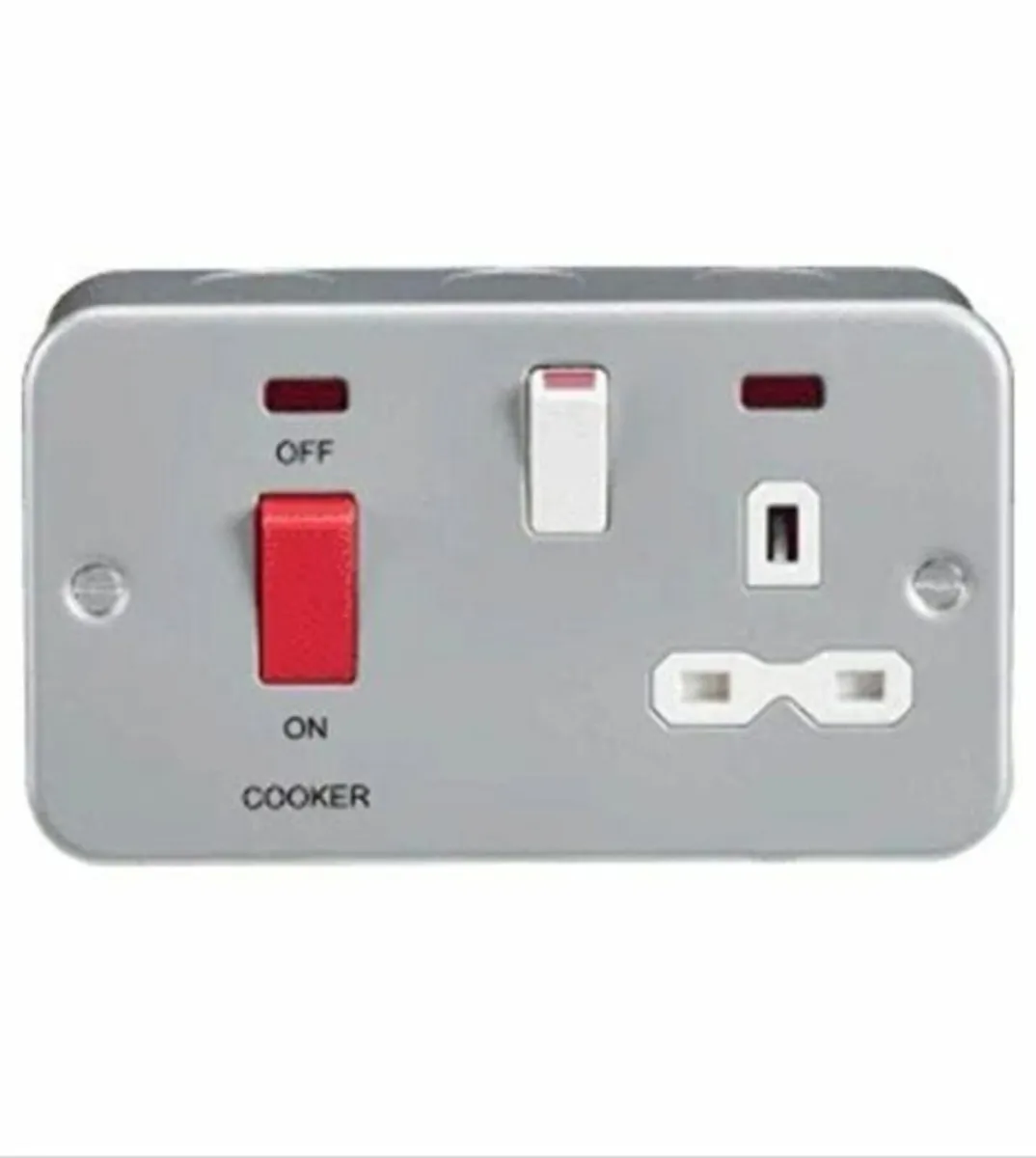 Cooker switch socket. - Image 1