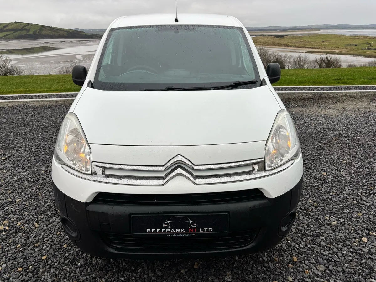 2014 Citroen Berlingo 1.6 3 Seater - Image 2