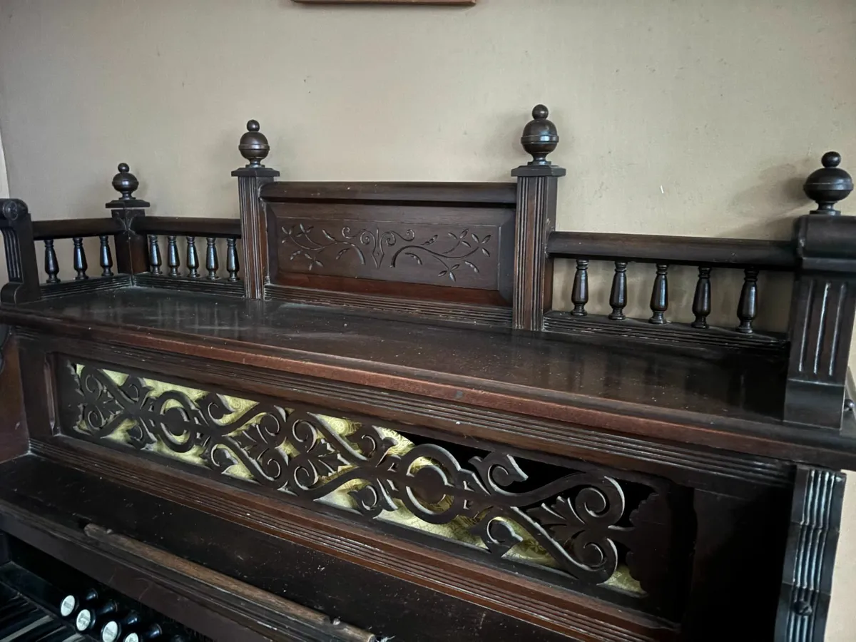 Antique Golden Toned Pump Organ - Image 4