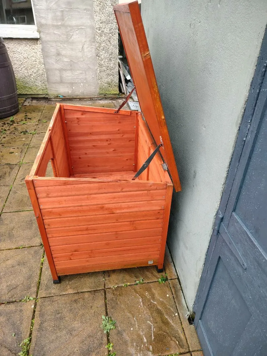 Dog Box - Image 3