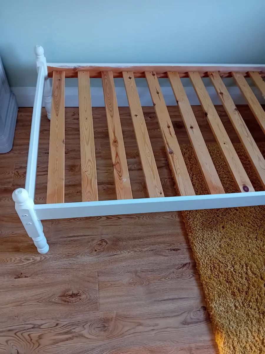 Bed frame - Image 3
