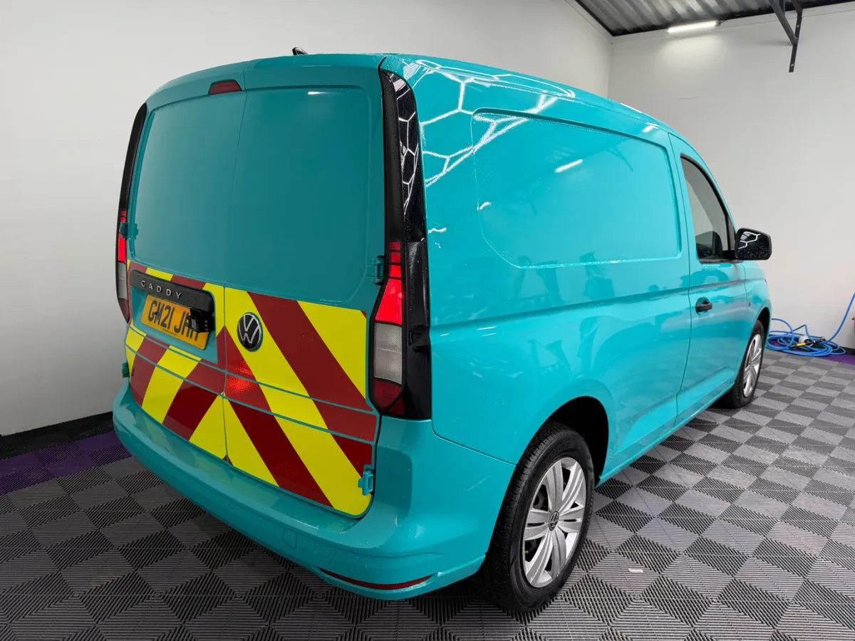 2021 VOLKSWAGEN CADDY 2.0 COMMERCE + - Image 4