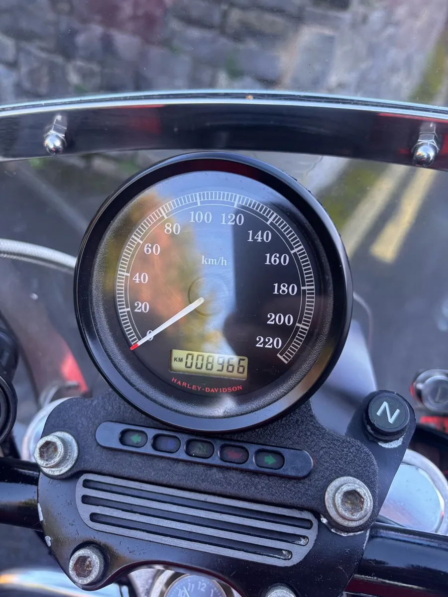 2006 HARLEY DAVIDSON SPORTSTER 883 - Image 4