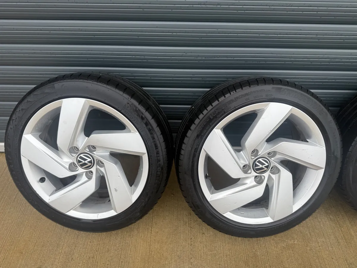 Mk8 golf Alloy wheels - Image 2
