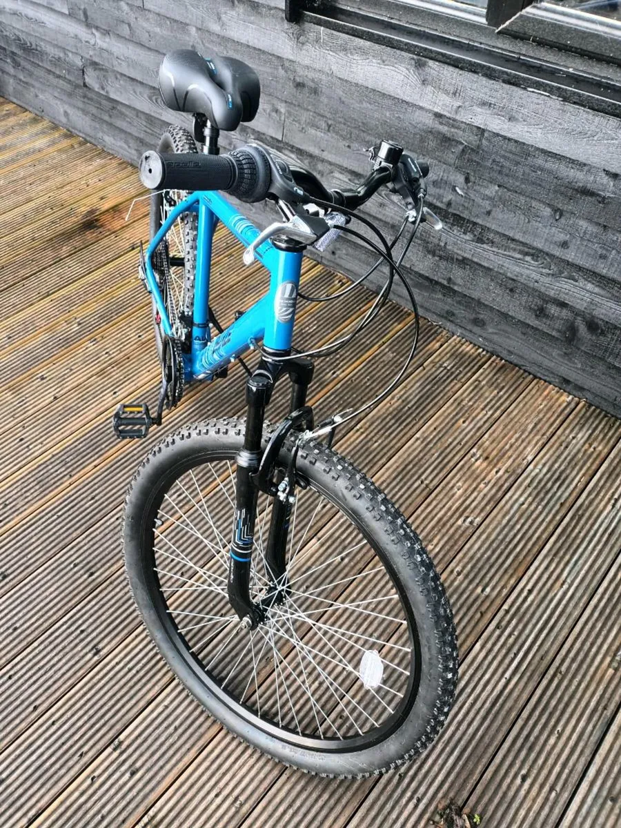 Mens bicycle new cond - Image 4