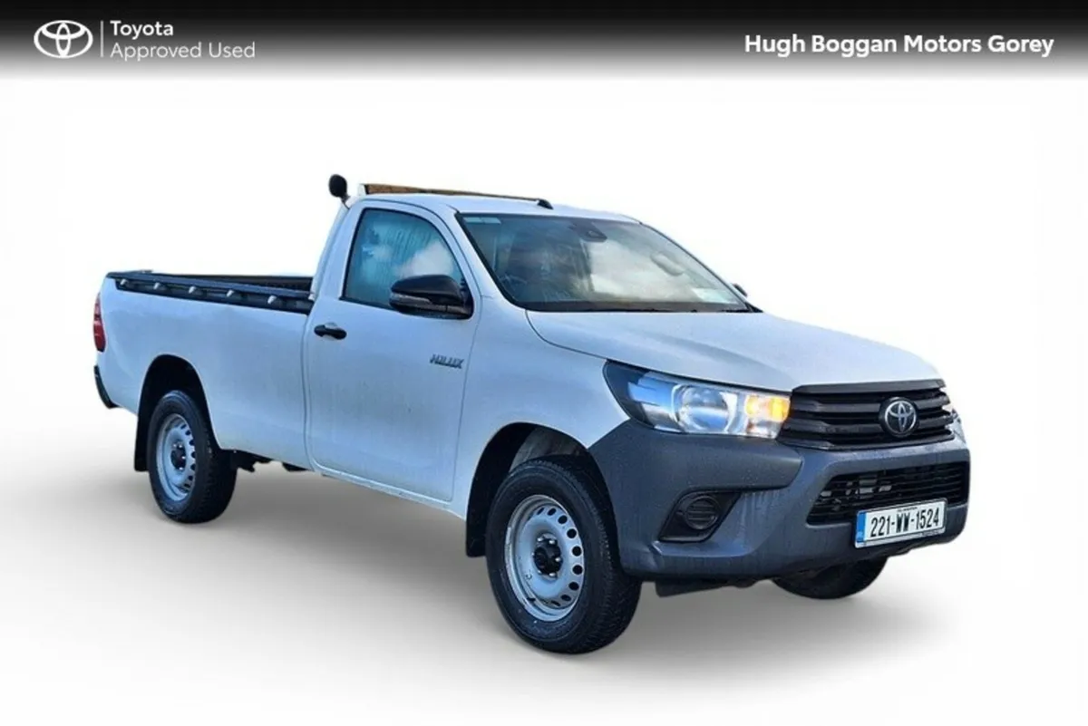 Toyota Hilux 2.4 DLX SINGLE CAB 2DR - Image 1