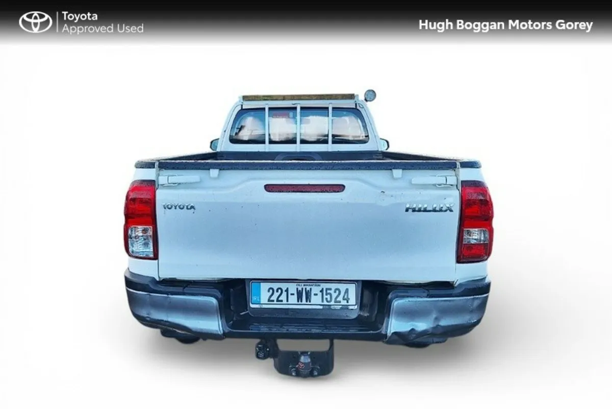 Toyota Hilux 2.4 DLX SINGLE CAB 2DR - Image 4