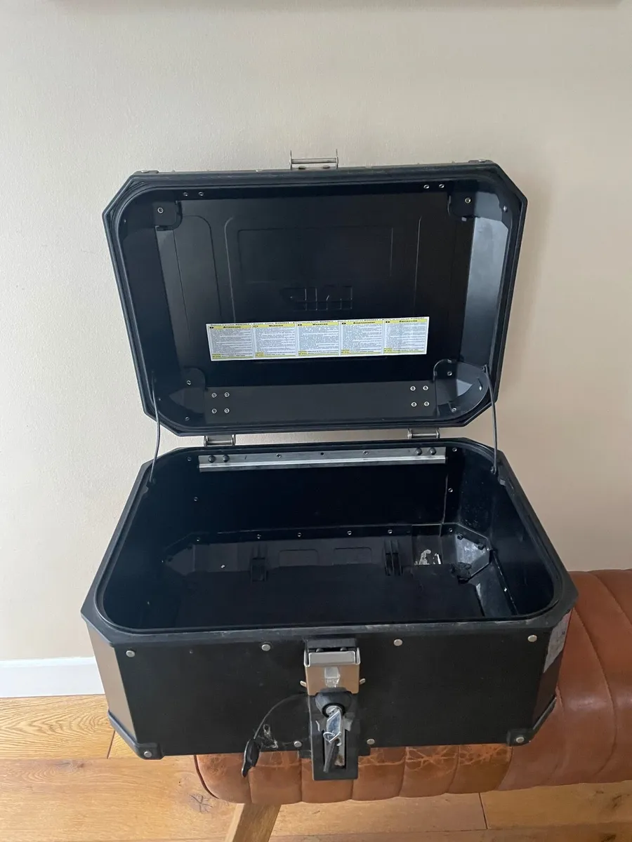 GIVI Trekker Outback Top boxes - Image 2