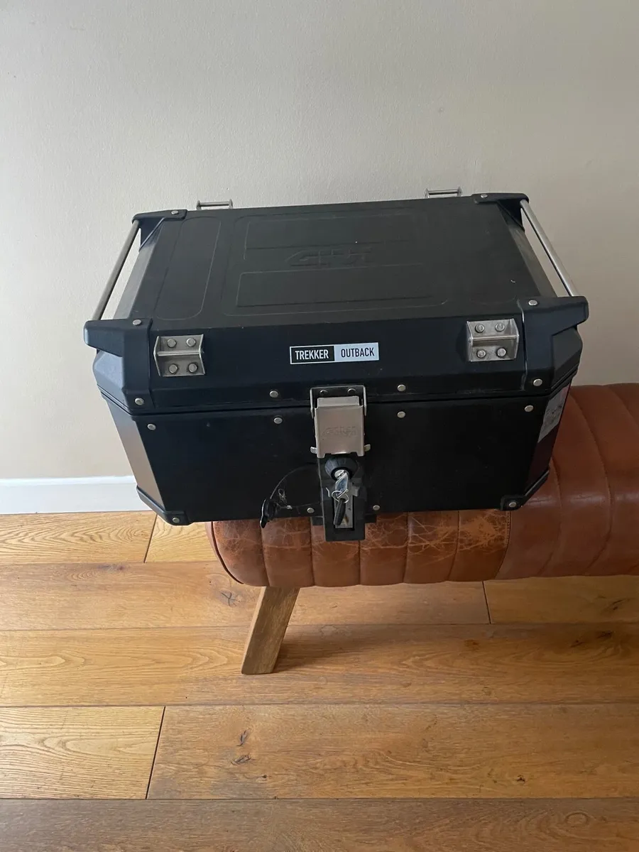 GIVI Trekker Outback Top boxes - Image 3