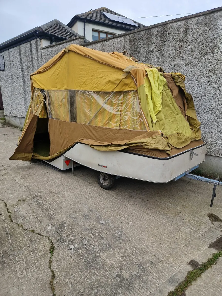 Trailer Tent - Image 1