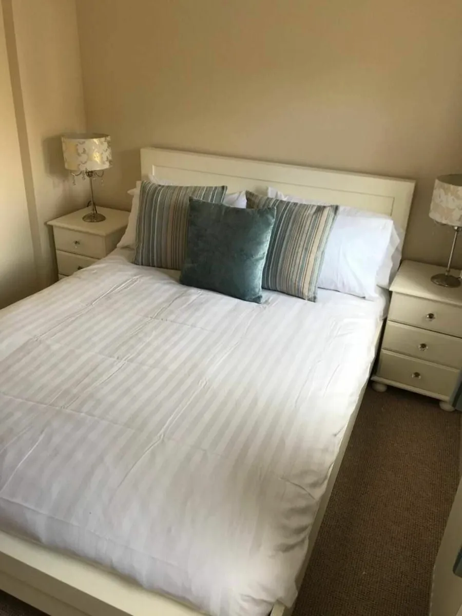 Double room IN FERNS - Image 3