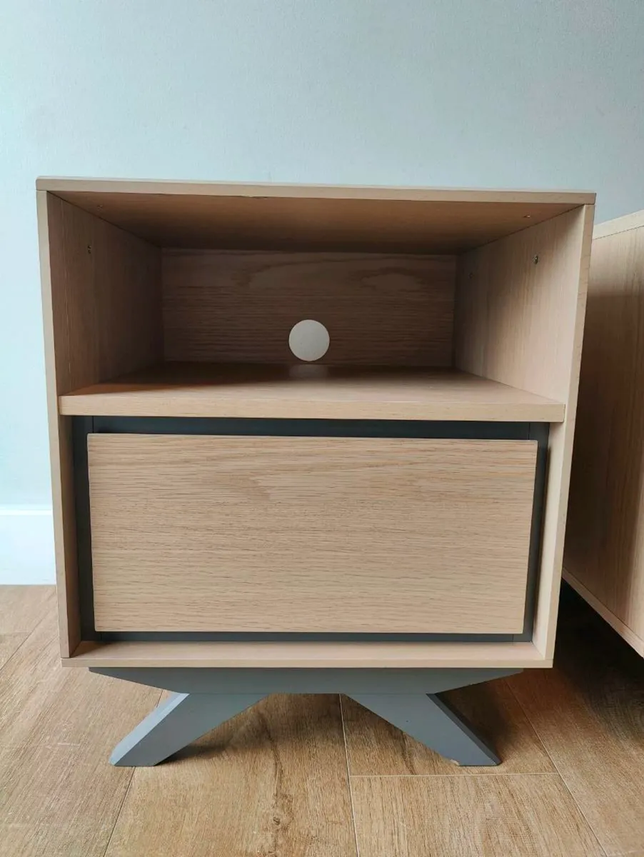 2 bedside lockers - Image 2