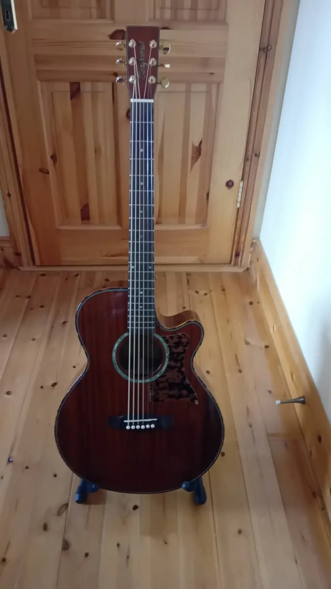 TANGLEWOOD TW47E ACOUSTIC ELECTRIC GUITAR - Image 1