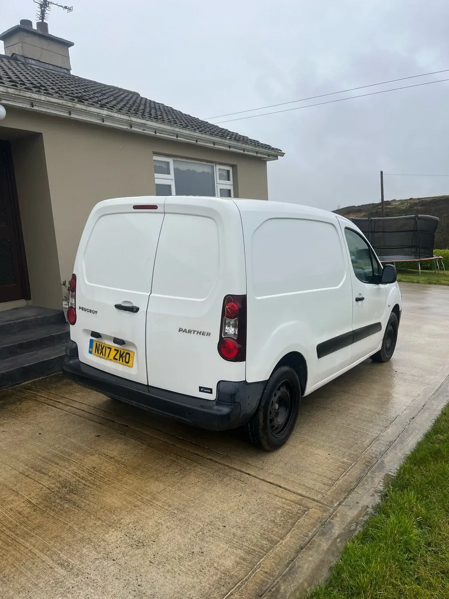 2017 Peugeot partner - Image 4