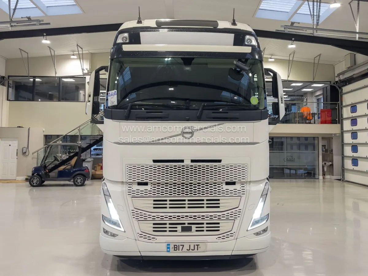 2023 VOLVO FH 460 GLOBETROTTER - Image 2