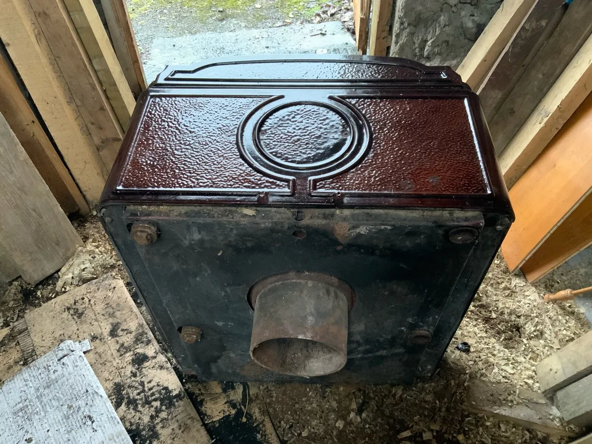 Stove - Image 2
