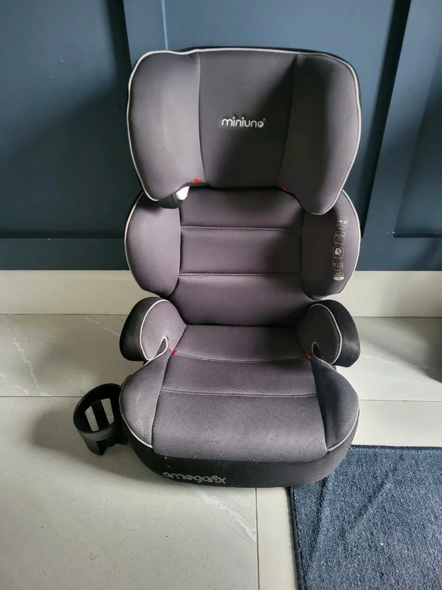 Iso fix car seat - Image 1