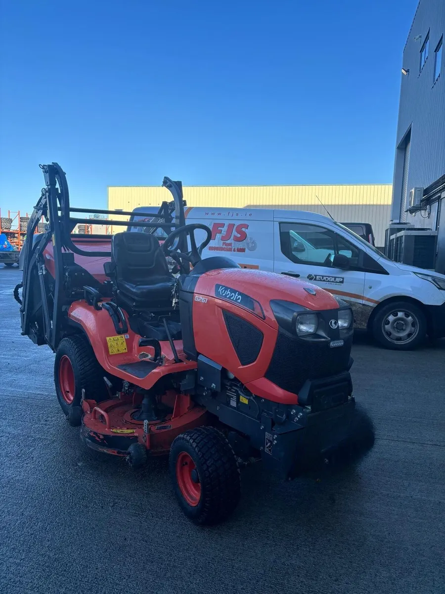 Kubota G261 ride-on mower - Image 4