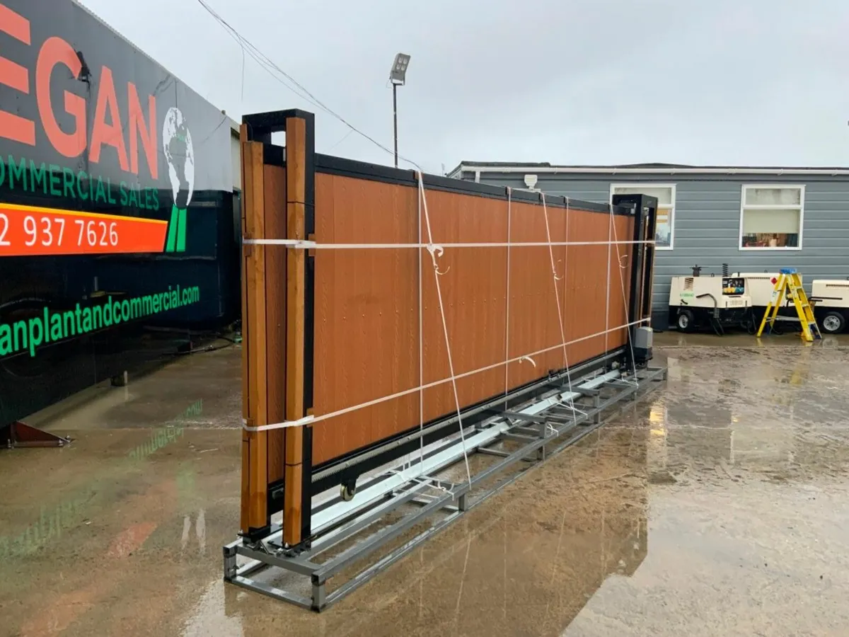 UNUSED....20ft ELECTRIC SLIDING GATE........719p. - Image 4
