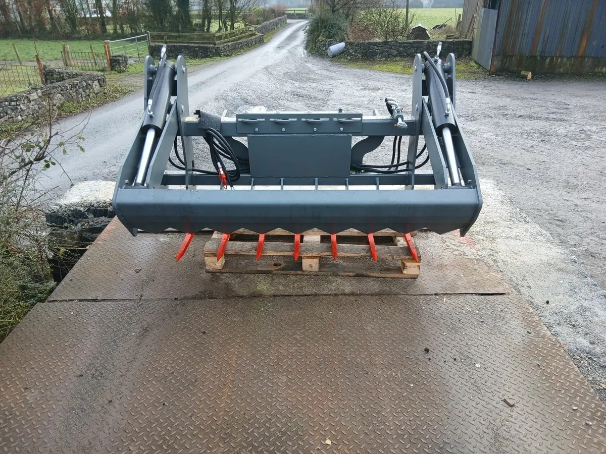 Bale slicer/Bale shear - Image 3