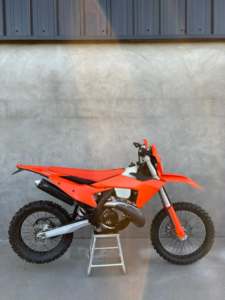 KTM 300 EXC 2025 TBI - Image 1