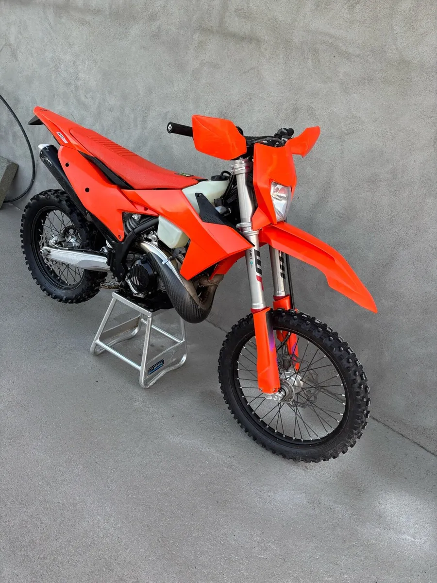 KTM 300 EXC 2025 TBI - Image 2