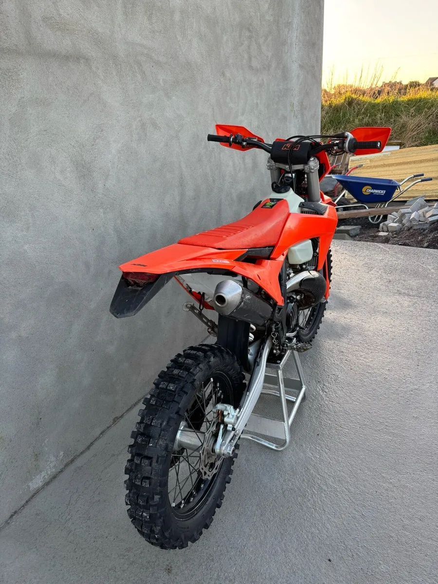 KTM 300 EXC 2025 TBI - Image 3