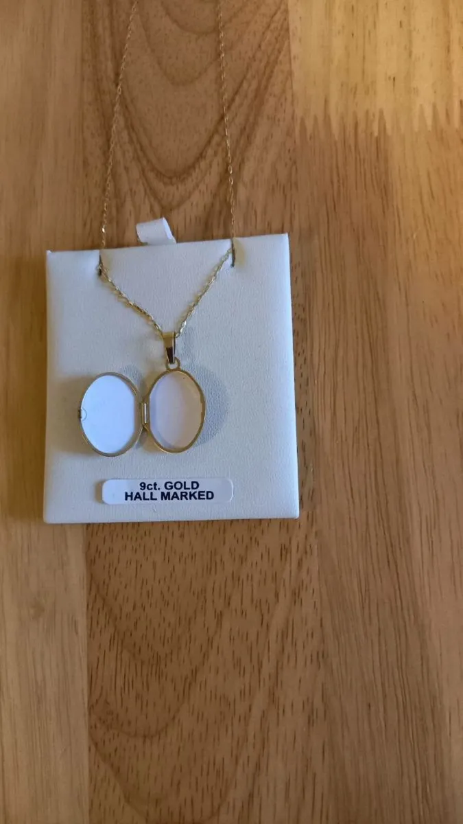 9 ct gold locket.(hallmarked). - Image 3